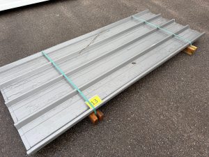 Lot de 8 tôles de toiture de 2500 mm - Soldindus.fr
